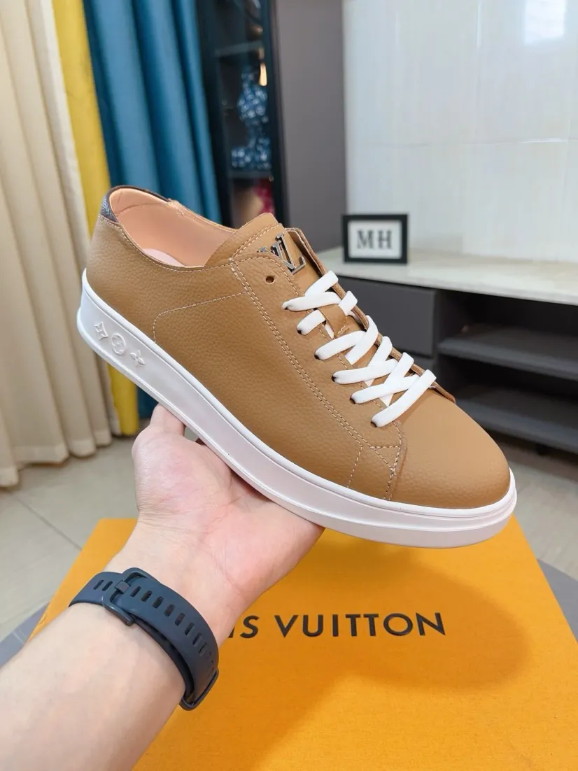 Men's shoes💰440🌹🌹[LV]🌹High-end brand of men's shoes: official website 1:1 latest masterpiece: the upper is made of Italian imported first-layer cowhide with special materials➕made of full genuine leather lining🔥, making walking more convenient and comfortable! Exclusive new style, stunning work [color]! Create a fashionable personality to set off your uniqueness! A must-have for trendy men! Classic🔥Number: 38-44